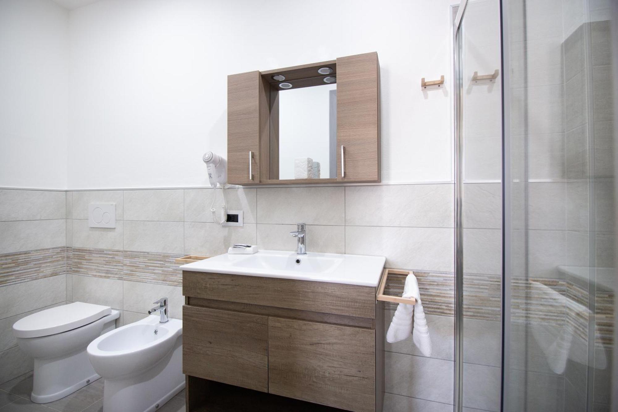 S'Omu E Chicchinu Rooms Cardedu Exterior foto